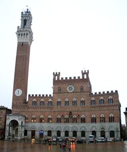 Stays in Italian art Cities